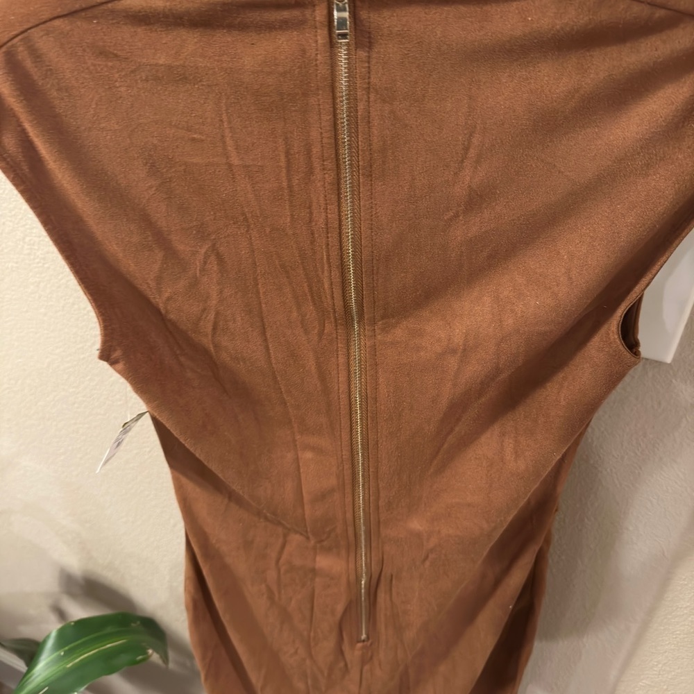 Privy Brown Dress - Picture 4 of 5